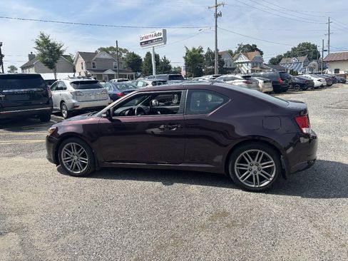 Used 2011 Scion tC FWD image 5