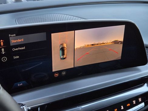 Certified 2024 Cadillac Lyriq Luxury w/ Nappa Leather Package image 19