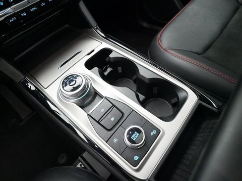 Used 2023 Ford Explorer ST-Line w/ Class IV Trailer Tow Package image 17