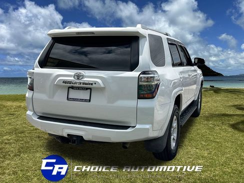 Used 2016 Toyota 4Runner SR5 Premium AWD/4WD image 7