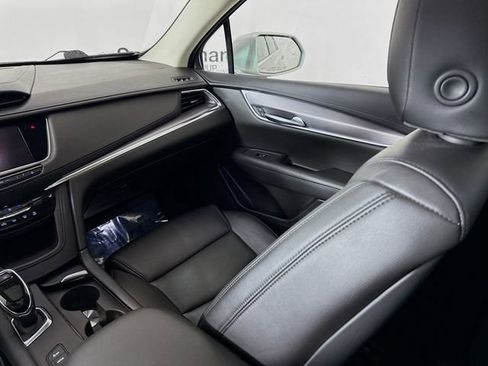 Used 2019 Cadillac XT5 Luxury image 27