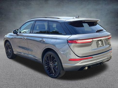 New 2024 Lincoln Corsair Reserve w/ Equipment Group 202A image 5