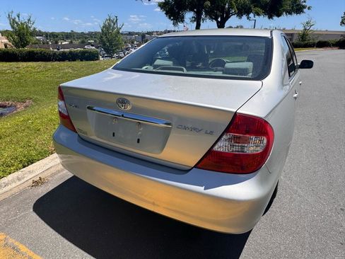 Used 2002 Toyota Camry XLE FWD image 41