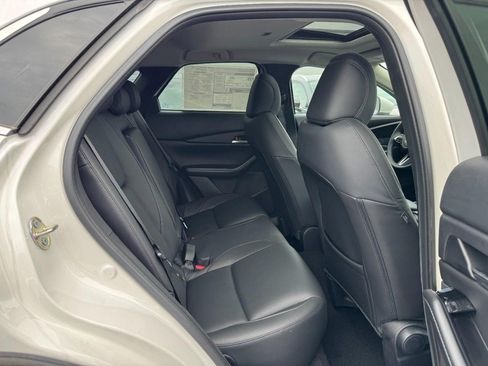 Used 2025 MAZDA CX-30 AWD 2.5 S w/ Preferred Package image 5