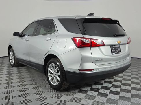 Used 2018 Chevrolet Equinox LT FWD image 5