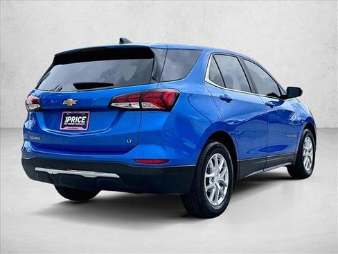 Used 2024 Chevrolet Equinox LT FWD image 2