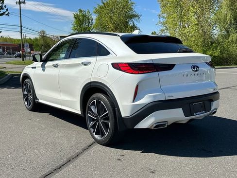 Used 2023 INFINITI QX55 Essential AWD/4WD image 2
