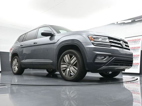 Used 2019 Volkswagen Atlas SEL Premium image 18