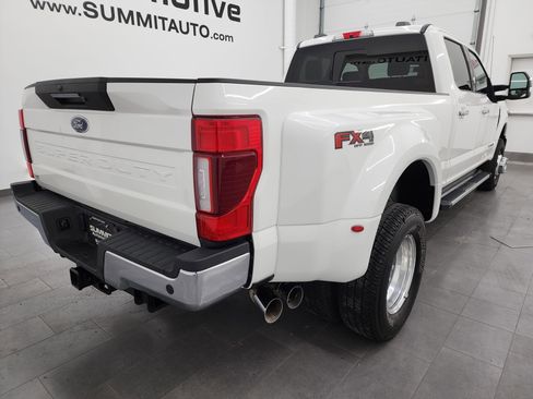 Used 2022 Ford F350 Lariat w/ Lariat Ultimate Package image 4
