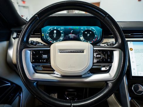 Used 2023 Land Rover Range Rover Long Wheelbase SE image 39