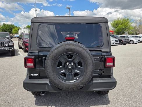 New 2026 Jeep Wrangler Unlimited Sport image 12