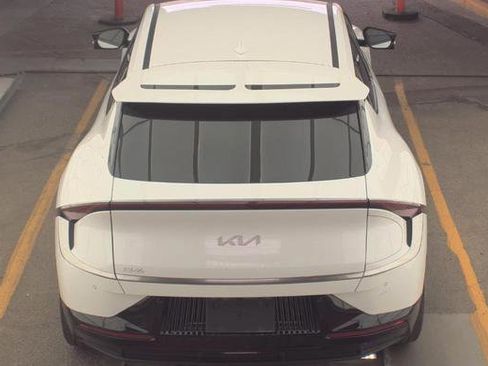 Used 2024 Kia EV6 Wind image 6