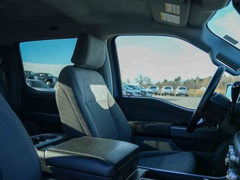 Used 2022 Ford F150 XLT w/ Equipment Group 302A High image 15