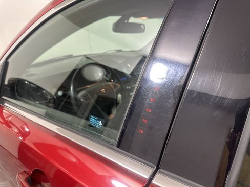 Used 2013 Ford Taurus SEL FWD image 25