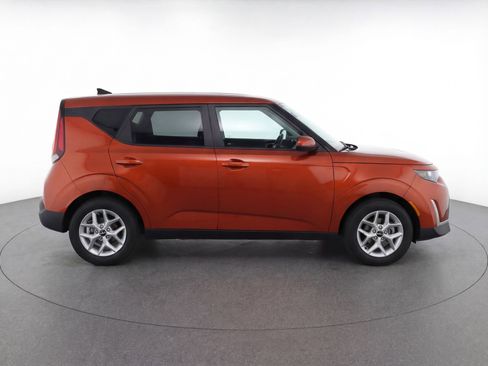 Used 2023 Kia Soul LX w/ Option Group 015 image 11
