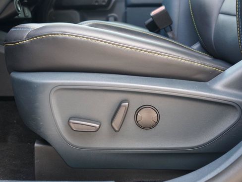 Certified 2025 Ford Maverick Lobo AWD/4WD image 21