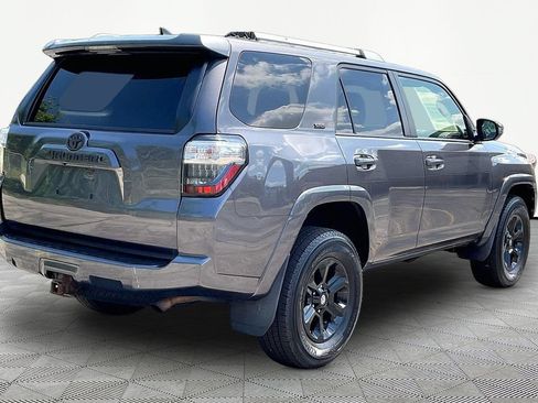 Used 2015 Toyota 4Runner SR5 AWD/4WD image 6