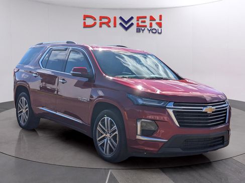 Used 2023 Chevrolet Traverse High Country image 7
