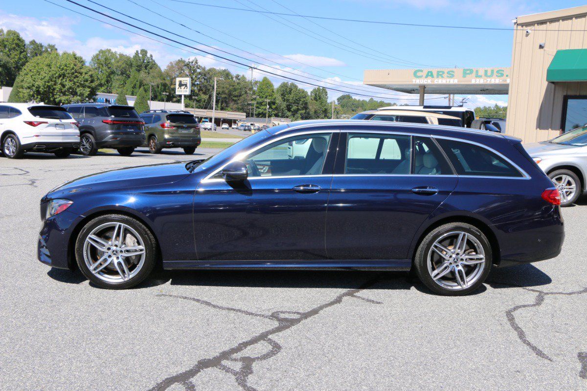 Used 2018 Mercedes-Benz E 400 4MATIC Wagon image 2