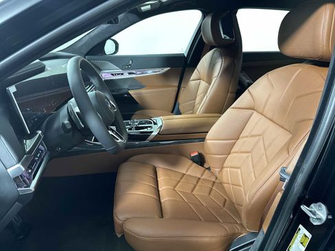 New 2026 BMW 760i xDrive w/ Executive Package image 11