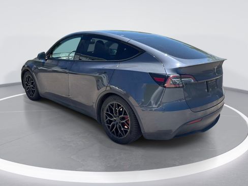 Used 2022 Tesla Model Y Performance AWD/4WD image 6