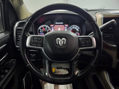 Used 2022 RAM 2500 Laramie AWD/4WD image 13