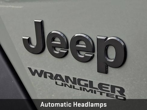 Used 2021 Jeep Wrangler Unlimited Sport AWD/4WD image 38
