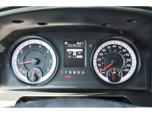 Used 2024 RAM 1500 Classic SLT AWD/4WD image 15