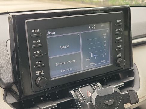 Used 2019 Toyota RAV4 XLE Premium w/ Cold Weather Package FWD image 25