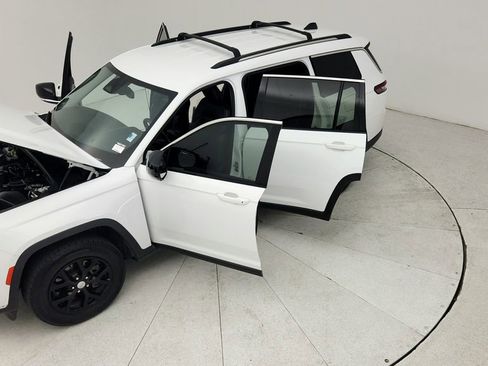 Used 2022 Jeep Grand Cherokee L Limited image 43