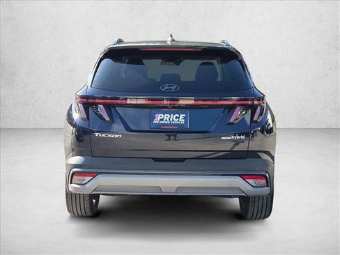 Used 2025 Hyundai Tucson Limited AWD/4WD image 6