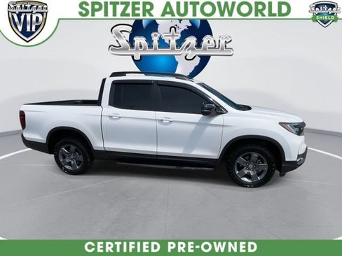 Used 2025 Honda Ridgeline TrailSport image 10