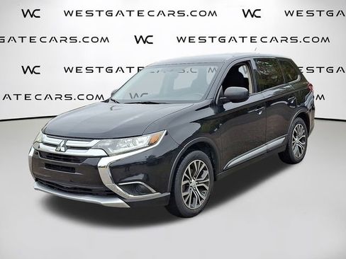 Used 2016 Mitsubishi Outlander ES image 1