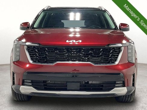Used 2025 Kia Sorento EX w/ Panoramic Sunroof Package FWD image 4