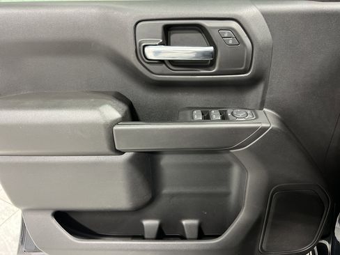 Used 2023 Chevrolet Silverado 1500 Custom image 20