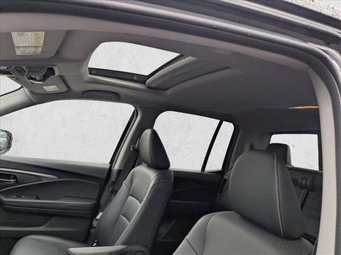 Certified 2023 Honda Ridgeline RTL image 14