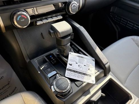 New 2026 Toyota Prius LE image 21