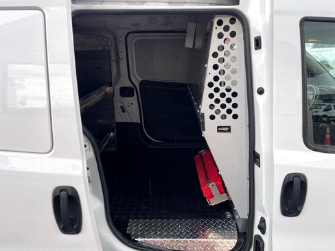 Used 2021 RAM ProMaster City Tradesman image 12