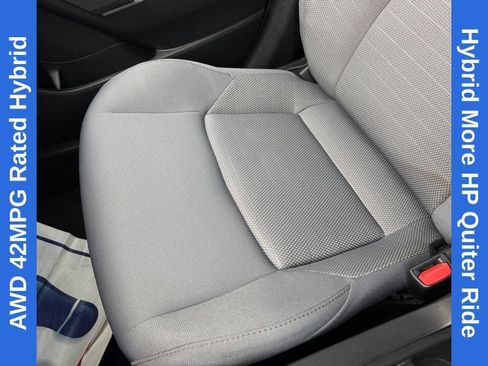 Used 2025 Toyota Corolla Cross AWD Hybrid image 26