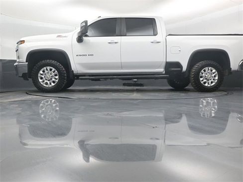 Used 2023 Chevrolet Silverado 2500 LT w/ All Star Edition image 42