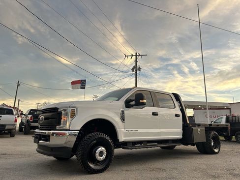 Used 2019 Ford F350 XL w/ Power Equipment Group image 1