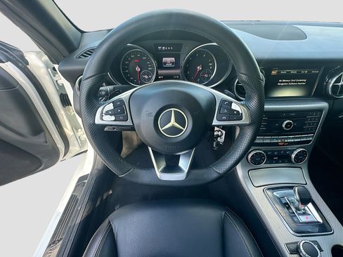 Used 2019 Mercedes-Benz SLC 300 image 22