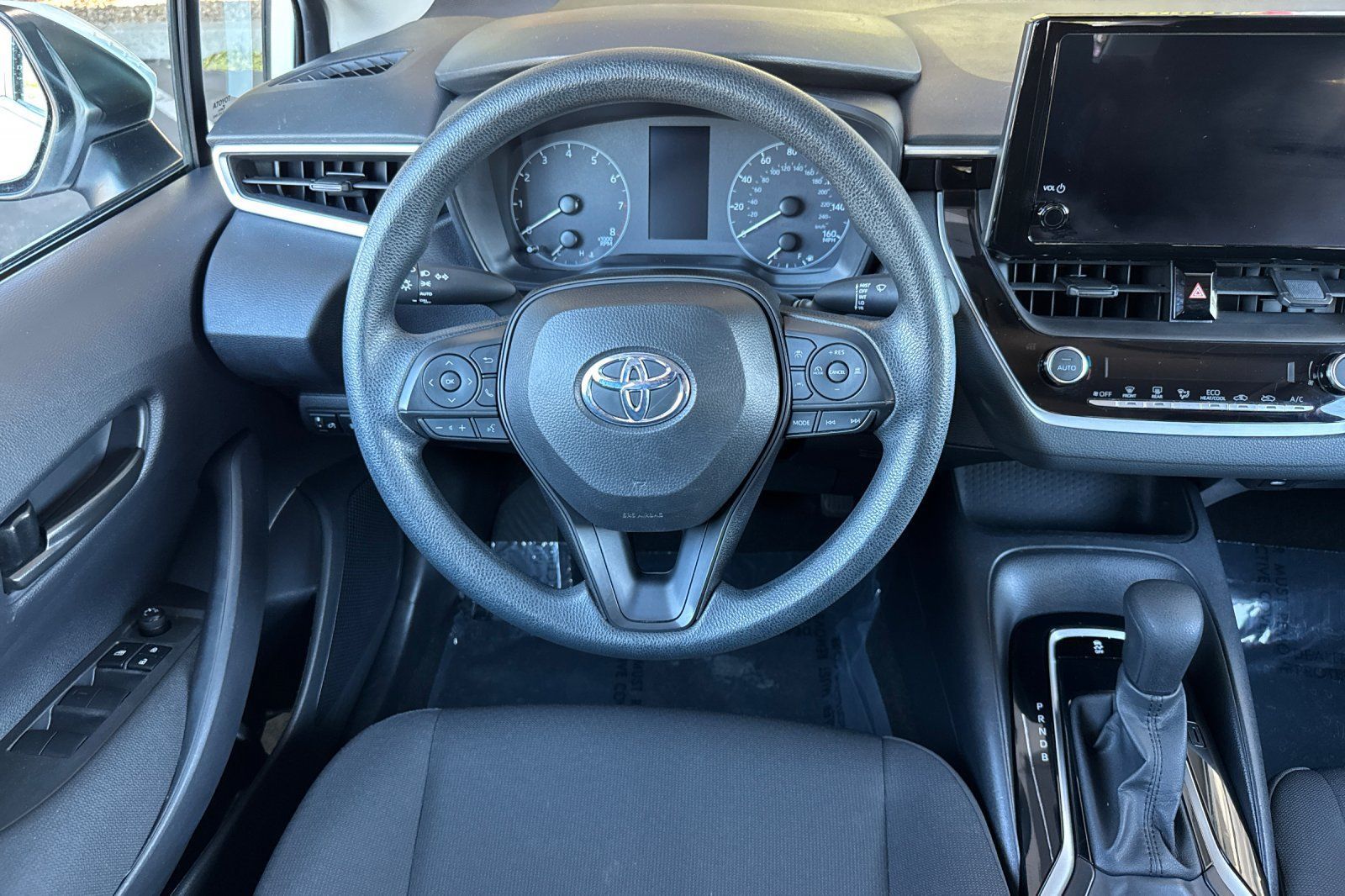 Used 2024 Toyota Corolla LE FWD image 18