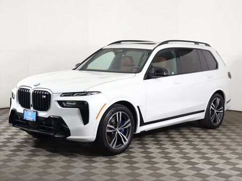 Used 2025 BMW X7 M60i w/ Executive Package AWD/4WD image 13