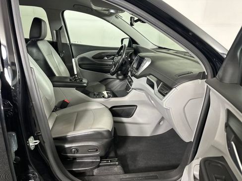 Used 2022 GMC Terrain SLT image 28