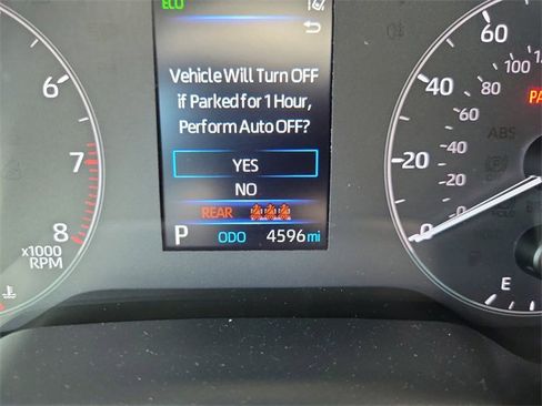 Used 2025 Toyota Corolla SE image 18