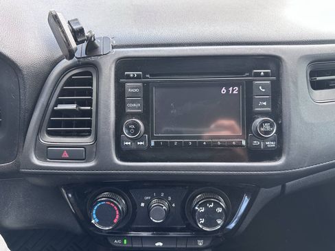 Used 2016 Honda HR-V LX image 15