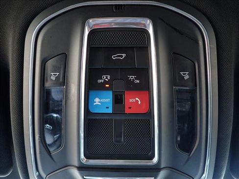 Used 2024 Jeep Grand Cherokee Altitude AWD/4WD image 24