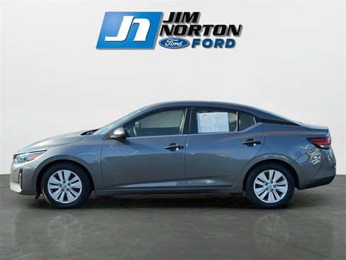 Used 2024 Nissan Sentra S image 6