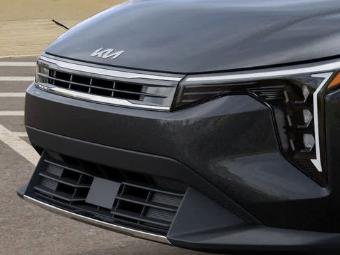 New 2026 Kia K4 EX image 12